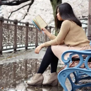 80+ Short Quotes for Book Lovers