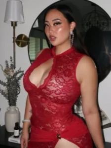 Christie McCarthy (Model) Biography, Wiki, Age, Career, Height, Weight, Boyfriend, Net Worth & More