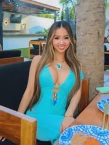 Faye Miah (Model) Biography, Wiki, Age, Career, Height, Weight, Boyfriend, Net Worth & More