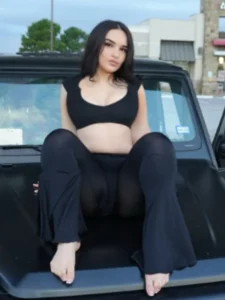 Justine Mirdita (Model) Biography, Wiki, Age, Career, Height, Weight, Boyfriend, Net Worth & More