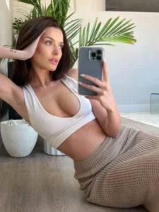 Morgan Alexandra (Model) Biography, Wiki, Age, Career, Height, Weight, Boyfriend, Net Worth & More