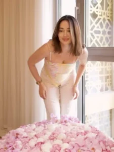 Shahlo Ahmedova (Singer) Biography, Wiki, Age, Career, Height, Weight, Husband, Net Worth & More