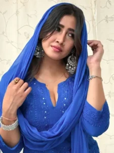 Sofia Ansari (Model) Biography, Wiki, Age, Career, Height, Weight, Boyfriend, Net Worth & More