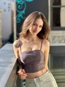 Victoria Pfeifer Biography, Wiki, Age, Height, Career, Net Worth and More