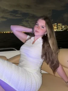 Zoe Alone at Home Biography, Wiki, Age, Height, Career, Net Worth and More